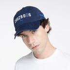 Jockey Curvo Azul Marino Cruzados 2026